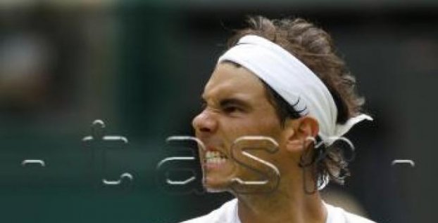 Tenis-Wimbledon: Nadal postúpil do 3. kola, Rosolovi odplatil prehru z roku 2012