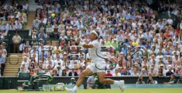 Tenis-Wimbledon: Nadal opäť stratil 1. set, Rosola však v 2. kole zdolal (2)