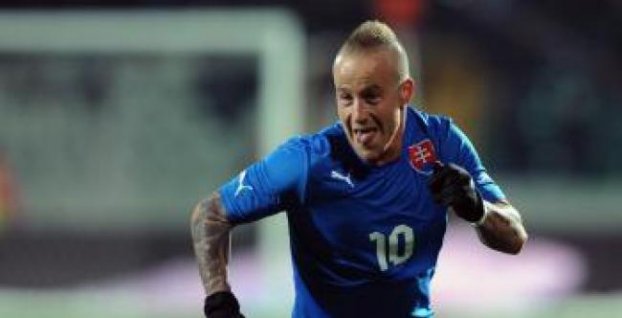 Stoch predĺžil s Fenerbahce do 2018, rok však bude hosťovať v Al Ain