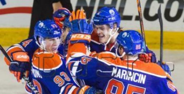 NHL: Edmonton zdolal Tampu 3:2 a dosiahol prvý triumf v sezóne