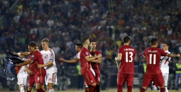 Srbsko - Albánsko: UEFA udeľovala tresty