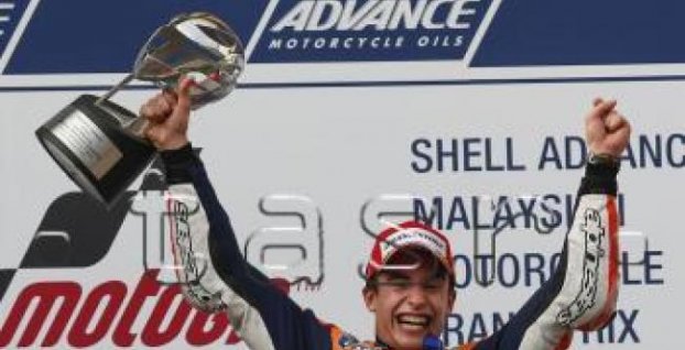 MotoGP: Marquez triumfoval aj v Sepangu a vyrovnal Doohanov rekord