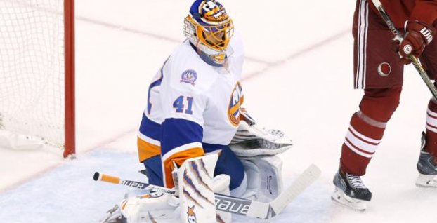 Jaroslav Halák sa stal prvou hviezdou týždňa v NHL