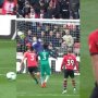 VIDEO: Vychádzajúca hviezda Southamptonu opäť žiarila: Ďalší parádny gól z priameho kopu slávil ako Ronaldo